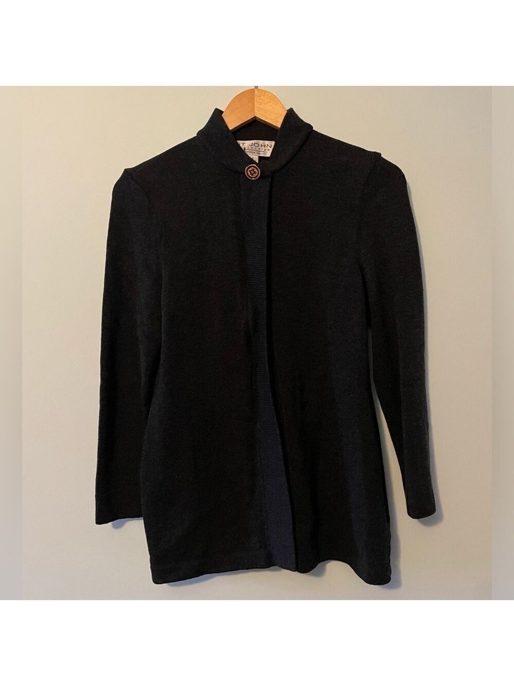 St John Collection by Marie Gray Sweater Size 2
